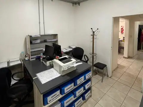 Oficina en Alquiler en Santa Rosa, USD 970.000