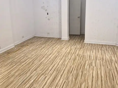 Excelente Local en Alquiler en Belgrano a metros de Av Cabildo.