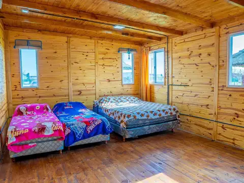 CASA EN VENTA  BARRIO RESIDENCIAL RIBERA DE ANDINO