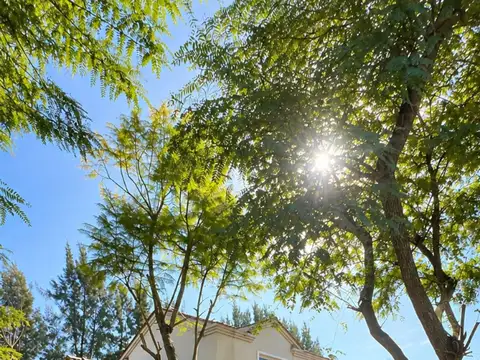 CASA EN VENTA 3 DORMITORIOS Barrio San Agustin