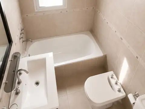 CASA EN VENTA 3 DORMITORIOS Barrio San Agustin