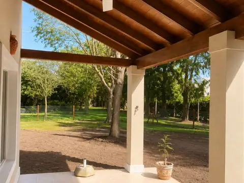 Aristóbulo del Valle 4500