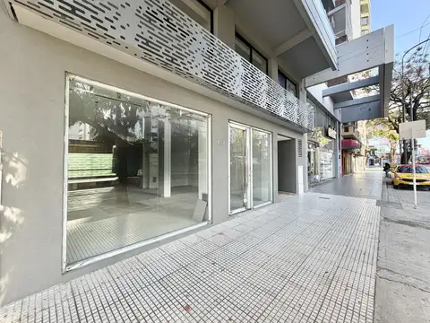 Excelente LOCAL de 6,5m de ANCHO, en NUÑEZ sobre AV. CABILDO