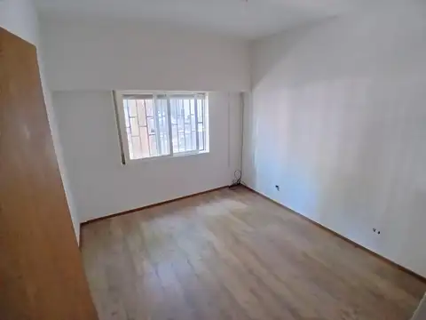 Pueyrredón 590 1 Dormitorio PB