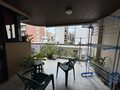 Paraguay 300, Piso 3