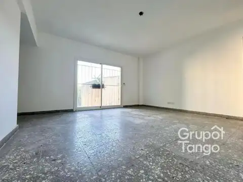 Avenida Álvarez Jonte 6200, Piso 3