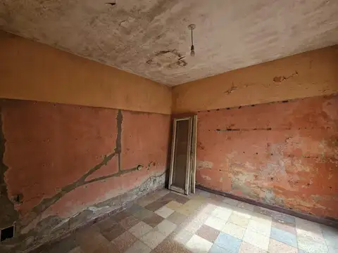 Depto Tipo Casa 2 ambientes con 1 baño