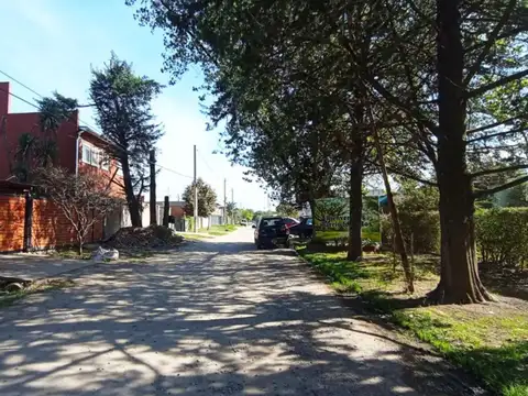 Terreno en Venta en Garin, USD 27.000