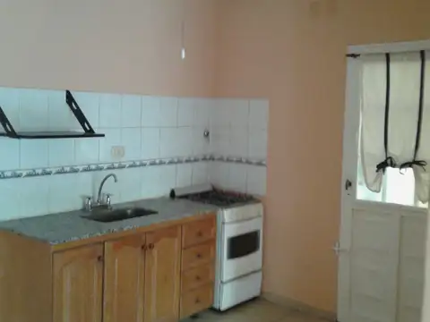 Muñiz: duplex 3 amb, con Patio/cochera y terraza