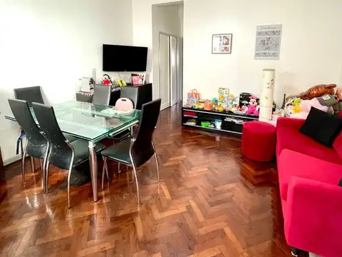 2 AMB 1° X ESC BAJAS EXPENSAS,45 MTS TOT,FTE MUY LUMINOSO,COC Y LAV INDPTE,BAÑO COMP,EXC UBICACIÓN