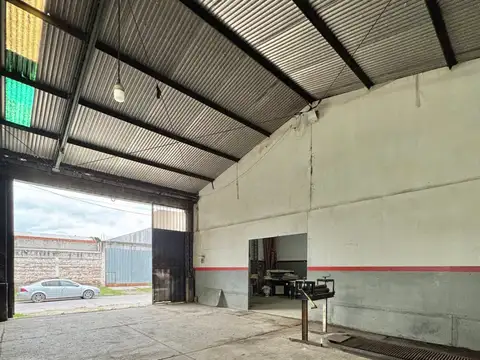VENDO GALPON A SOLO 2 KM DEL PARQUE INDUSTRIAL!