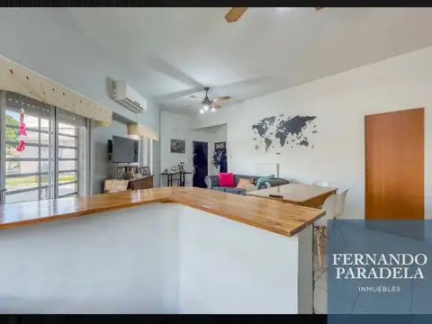 Depto Tipo Casa 3 ambientes con 2 baños
