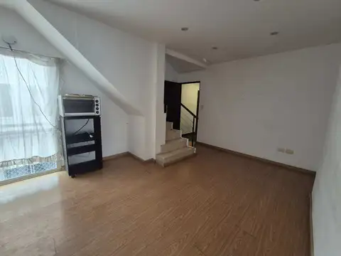 Depto Tipo Casa en Venta en Villa Crespo, USD 109.000