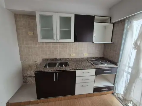 Depto Tipo Casa en Venta 50 años