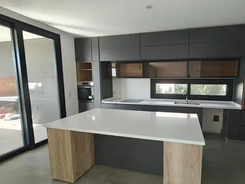 Casa en Venta al Noroeste