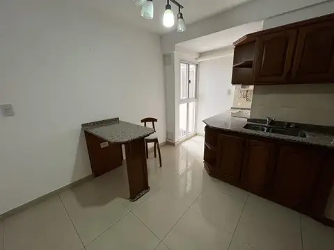 Departamento 6 ambientes con 2 baños
