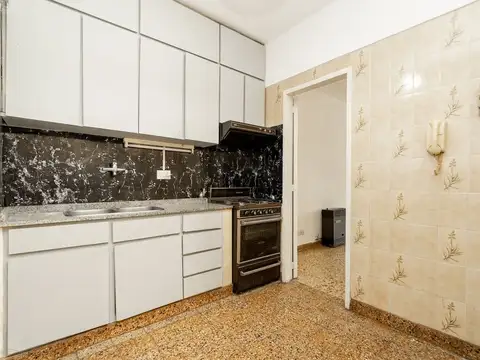Departamento en Venta en Villa del Parque, USD 120.000