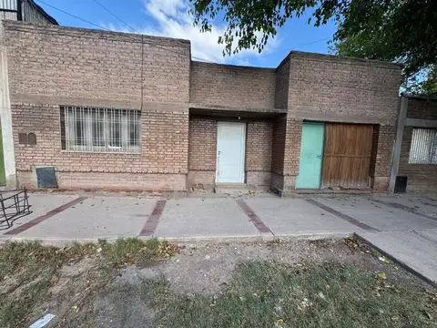 VENTA CASA A RECICLAR