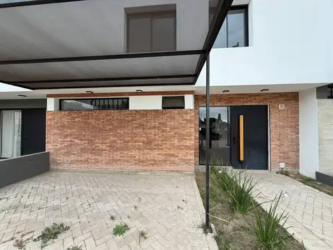Casa en Venta en Chacra del Norte, USD 212.000