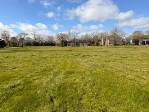 Venta lote/Terreno interno 1250m2 en Haras Del Sur I