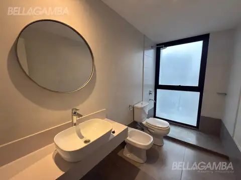 Departamento en Alquiler en Olivos Vias/Rio, USD 1.000
