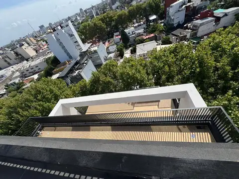 Monoambiente en venta c/balcón contrafrente.