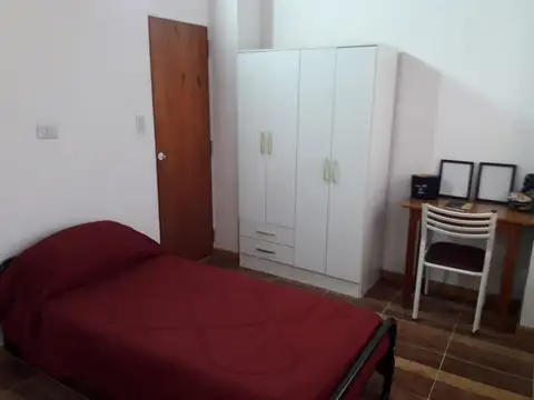 HERMOSA CASA EN LAS ACEQUIAS DEL AIRE EN ROLDAN, RECIBE PERMUTA