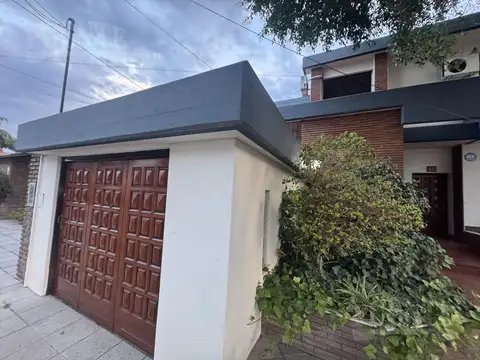 Casa en Venta en Banfield, USD 215.000