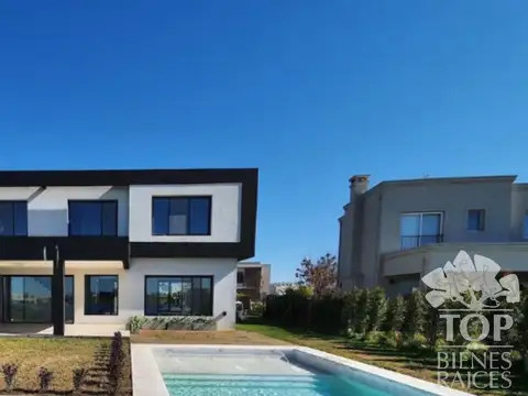 Casa en Venta al Noreste