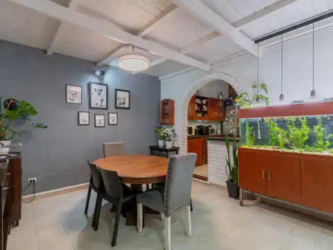 Casa en Venta con 1 cochera