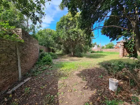 Vendo Casa a reciclar en Godoy