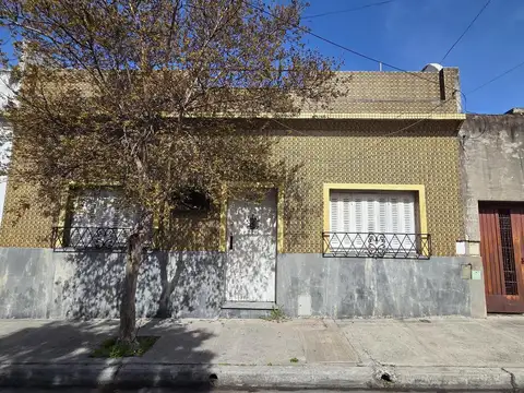 Casa en Venta en Parque Avellaneda, USD 125.000