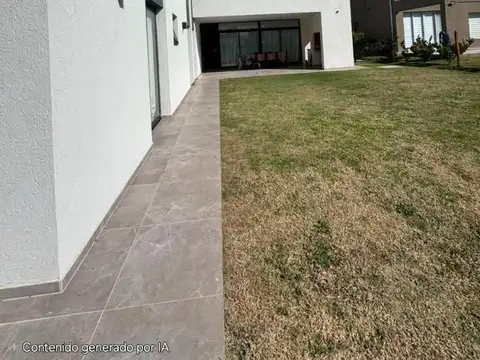 Casa en Alquiler de 3 dormitorios