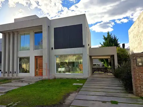 Brisas de Adrogué - Casa en alquiler