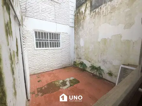 Italia 1400, Piso 00