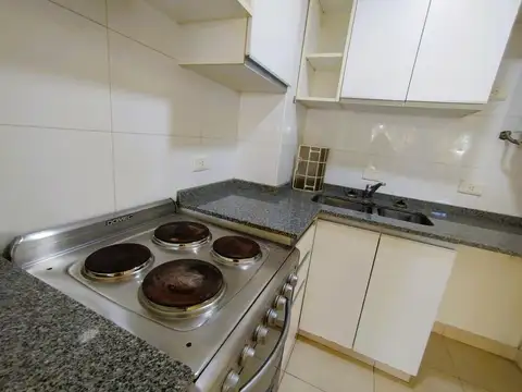 Avellaneda 1000, Piso 4