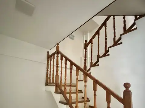Depto Tipo Casa 4 ambientes con 1 baño