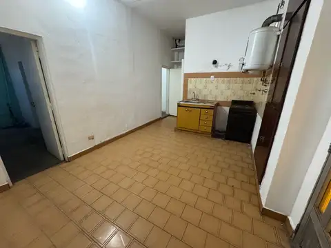 Departamento con cochera en Rafael Calzada