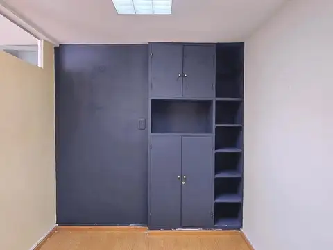 Oficina 3 ambientes con 1 baño