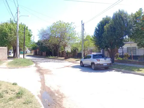 SE VENDE LOTE 640M2 C/MEJORAS (CASA 2D). APTO PB+2P O 2UNID.