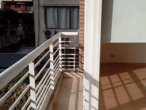 Departamento en Venta en Parque Rivadavia, USD 220.000