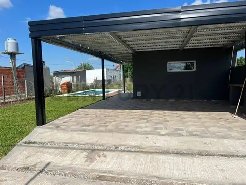 Casa en Venta con 1 cochera