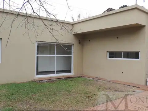 Casa en Venta en Villa Gobernador Udaondo, USD 200.000