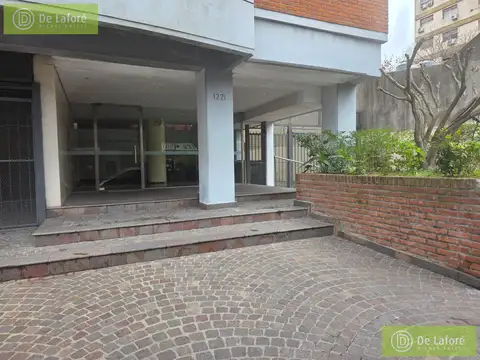 ALQUILER - Departamento 3 ambientes en San Fernando, último piso con balcón y cochera
