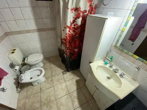 Casa en Alquiler en Villa Coronel Zapiola, $ 700.000