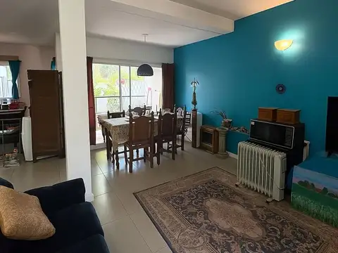 Depto Tipo Casa en Venta en Adrogue, USD 120.000