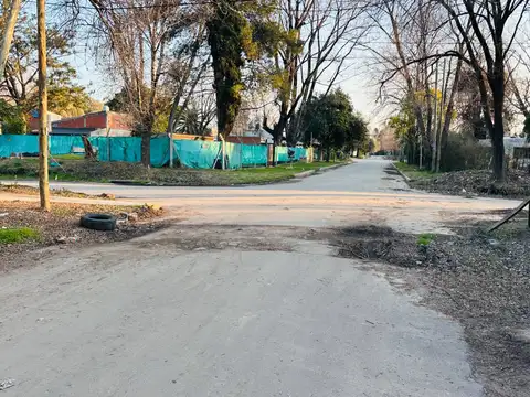 Terreno en Venta 20  mts Fondo
