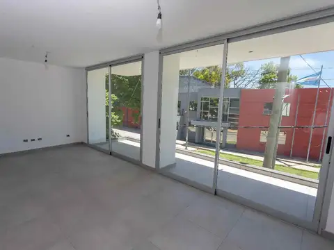 Avenida Caseros 1600