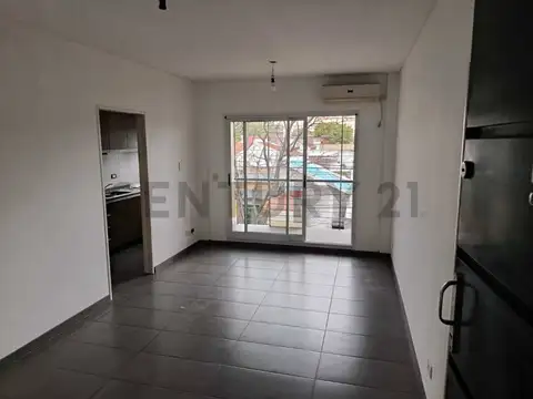 GUIDO SPANO 700, Piso 2