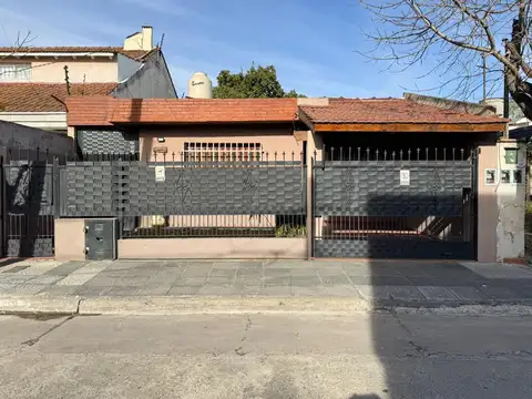 CASA 3 AMBIENTES - SAN ANTONIO DE PADUA NORTE